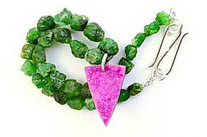 Maligranat und Kobalt-Calcit